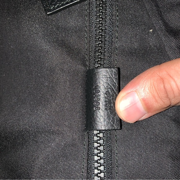 Gucci GG Nylon slim black 100% authentic - Picture 4 of 7